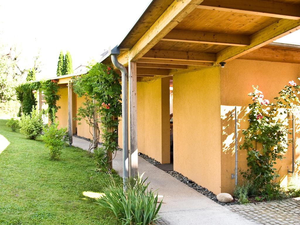 Pension Popotnik Villach Exteriör bild