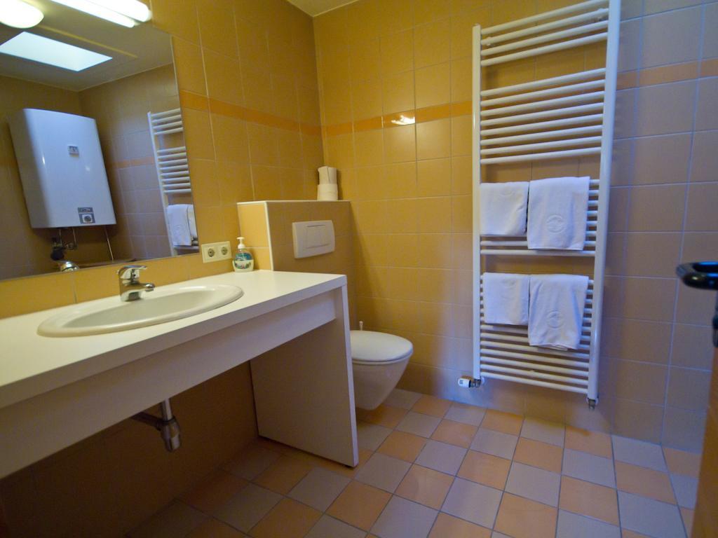 Pension Popotnik Villach Rum bild